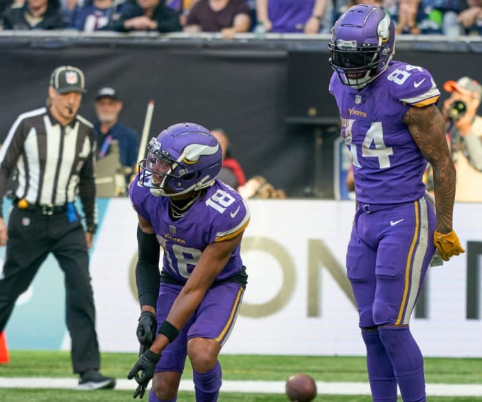 Justin Jefferson celebrates his touchdown during the Vikings' 28-25 win over the Saints on Sunday.